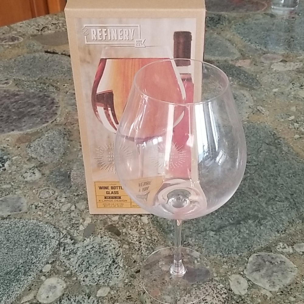 Giant Wine Glass - holds a bottle! - Picture 3 of 8